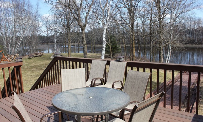 Baudette House | Social Distancing Haven! Lake of the Woods Getaway