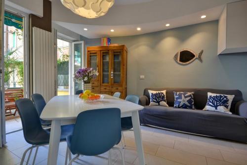 San Lorenzo della Costa Apartment | Sofia al mare Garage Few steps from the beach