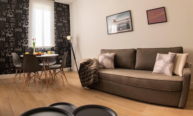 Alicante City Centre Apartment | SohoSuites Villavieja