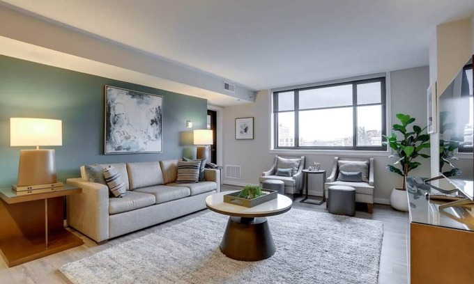 Court House Apartment | Sojourn | Courtland Towers Metro Accessible