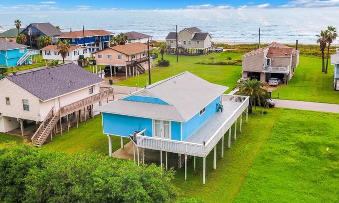 Bermuda Beach House | Sol Mate