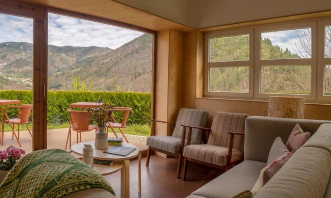Manteigas House | Solar da Castanha - Forest House