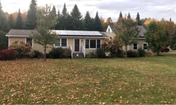 Waterbury Center House | Solar Powered & Centrally Located Waterbury Home