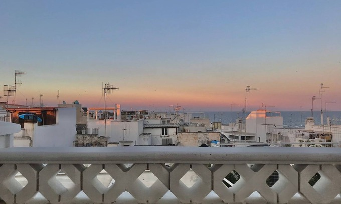Centro Storico Apartment | Solglime: Spacious Holiday Apartment with Terrace