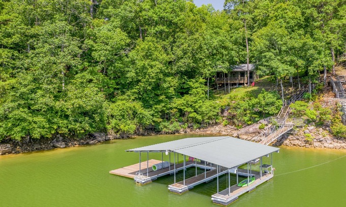 Crane Hill House | Soliloquy: 2 BR, 1 BA House in Crane Hill, Sleeps 6