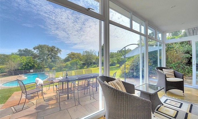 Lyme Regis Cottage | Somerhill
