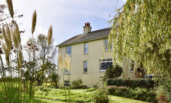 Cowes House | Somerton Farm the perfect family getaway