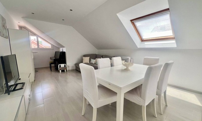 Somo Apartment | SOMO BLUE SONATA - 30606