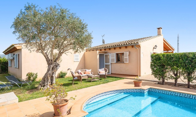 Sa Pobla Villa | SON GALLINA - Charming country house with private pool. Free WIFI.