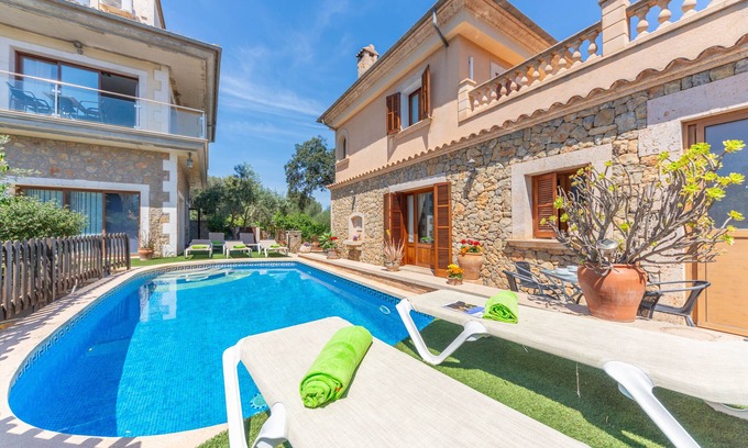 Maria de la Salut Villa | SON MONJO - Charming house with private pool and free Wifi