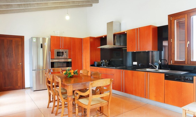 Vilafranca de Bonany Villa | Son Perxana 507 fantastic finca with private pool, large garden, barbecue and air conditioning