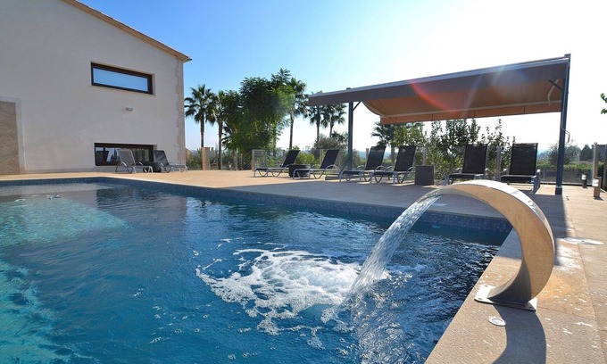 Majorca Villa | Son Sastre 024 luxurious villa with large swimming pool, air conditioning, garden and terrace