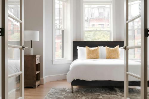 Back Bay Apartment | Sonder by Marriott Bonvoy The Magnolia Apartments Back Bay