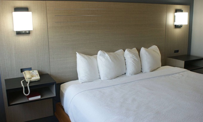 Van Buren Hotel | Sonesta Essential Van Buren Fort Smith