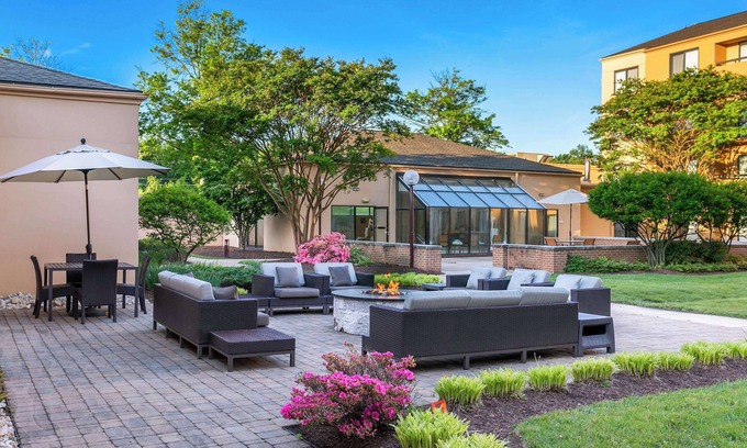 Greenbelt Hotel | Sonesta Select Greenbelt College Park