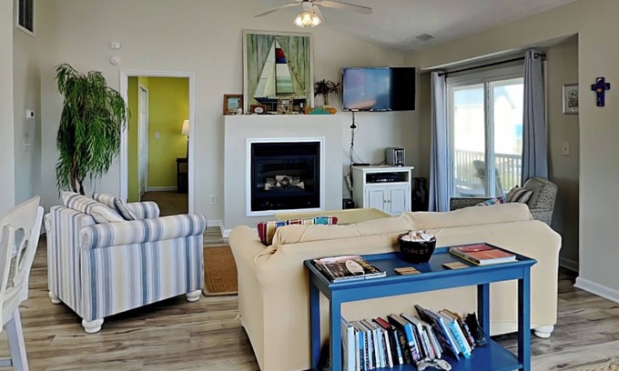Surf City House | Song of the Sea | Pet-Friendly, Ocean Views