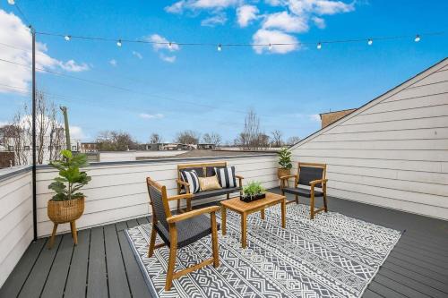 Chestnut Hill House | Songbird Suite A