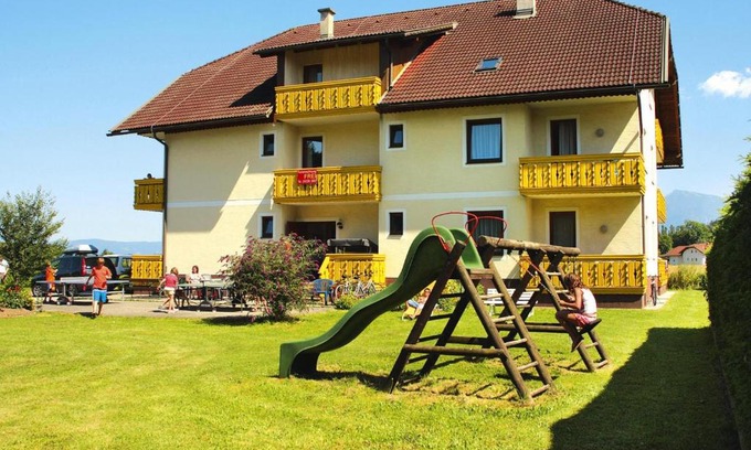 Unterburg am Klopeiner See Apartment | Sonnige Ferienwohnung mit Balkon am Klopeinersee mit Privatstrand