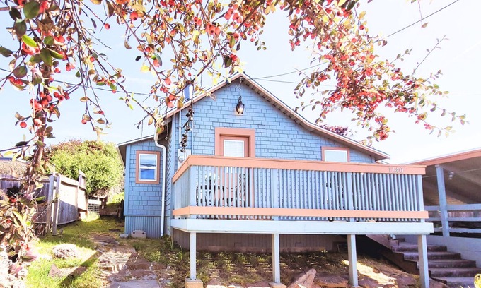 Bodega Bay Apartment | Sonoma Coast Retreat Unit A - Charming Studio With Full Kitchen in Bodega Bay