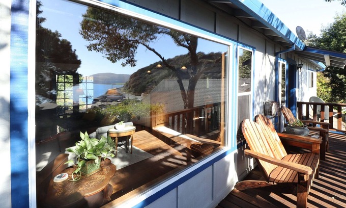Jenner House | Sonoma Coast River Retreat for 4