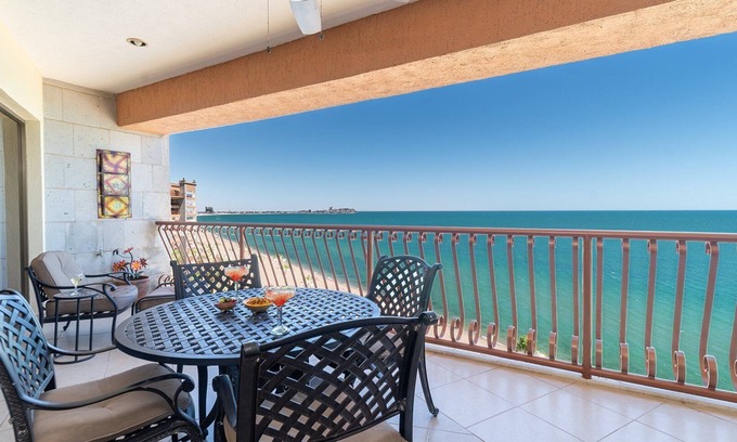 Sandy Beach Condo | Sonoran Sun 804 A Place In The Sun Amazing Oceanfront Condo