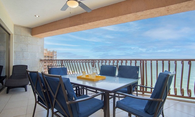 Sandy Beach Condo | Sonoran Sun W-806 Chasing The Sun Great Oceanfront Condo