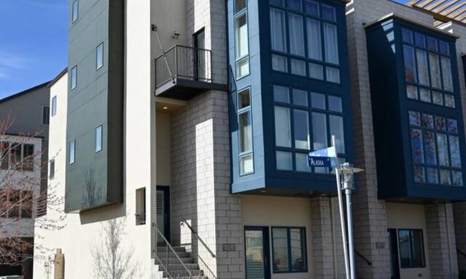 Belmar House | Sophisticated Home in Belmar’s Exclusive Community