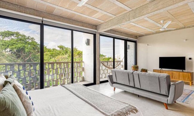 Downtown Cancun Apartment | Sophisticated - Large Loft With Pool