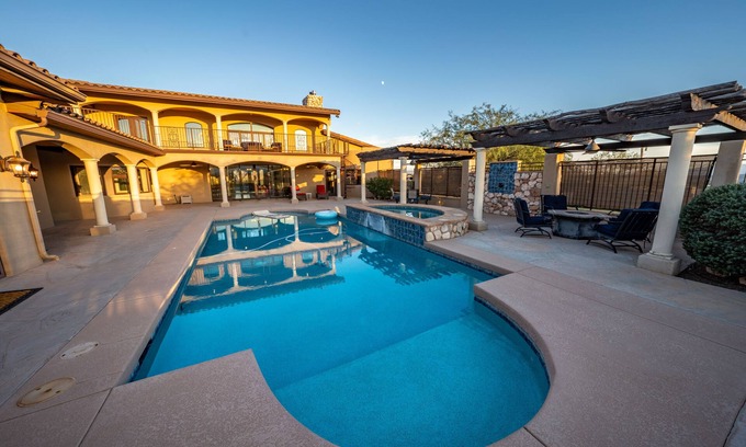 Cornville House | Sorelle Vineyard ~ Spectacular Estate
