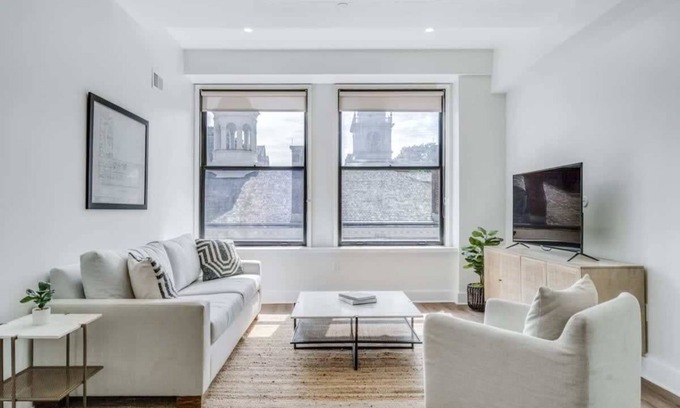 Center City East Apartment | Sosuite | 2BR Apt w Park View, W/D, Gym, Lounge