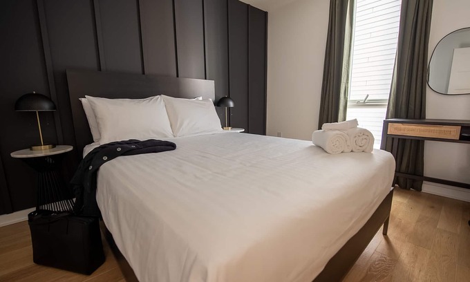 Fishtown Apartment | Sosuite 2BR Apt w W D Newly Renovated