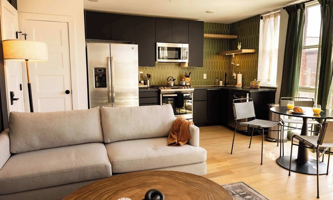 Fishtown Apartment | Sosuite at The Jefferson