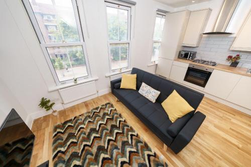 Coldharbour Apartment | Soul of Brixton Stylish Flat for 4