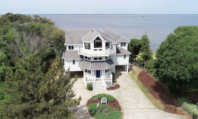 Monteray Shores House | Soundfront, Sound views, Private Pool! MS1, Devonshire