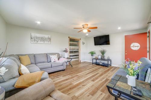 South Bend House | South Bend Home with Gas Grill Near Universities!