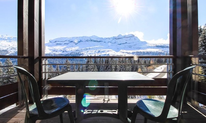 Flaine Apartment | South-facing newly renovated 2-bed apartment Les Terrasses d'Eos