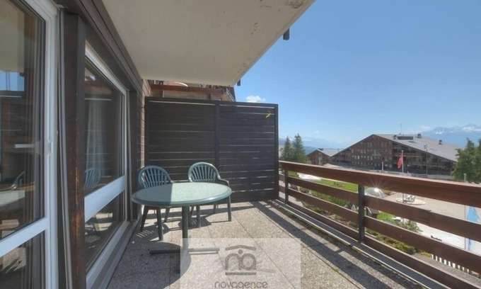 Anzere Apartment | South facing studio with balcony, eating place, chimney, sofas, TV + DVD and 1 bathroom/WC. There ar