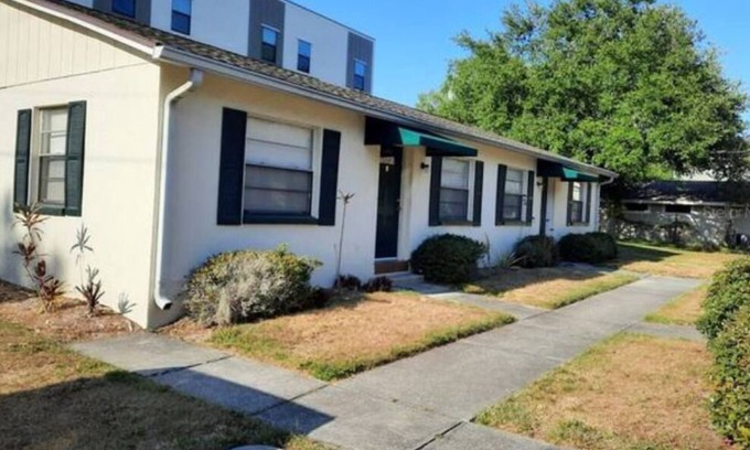 Ballast Point Apartment | South Tampa Mac Dill AFB/ Bayshore/ Pets OK! - 6908A