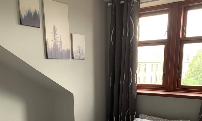Greenock Apartment | South View apartment