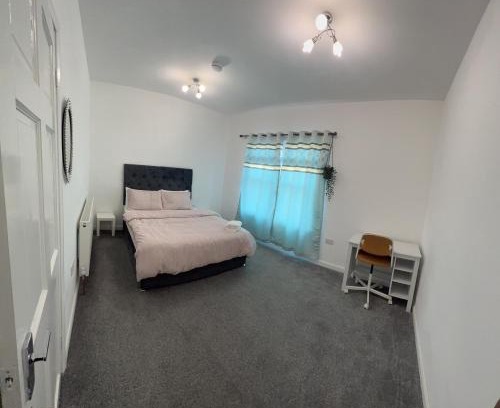 Northampton House | Southampton Bridge Rooms by AFL