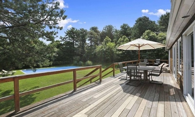 Shinnecock Hills House | SOUTHAMPTON LUXURY 5 BEDROOM GETAWAY !