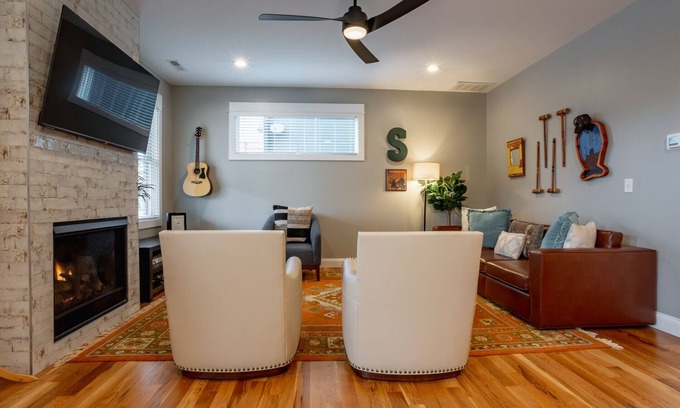 Woodfin Villa | Southbound | Asheville Villa Just Minutes from Downtown with Hot Tub