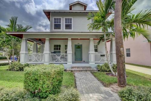 Grandview Heights Villa | Southern Comfort Great Location! Villa
