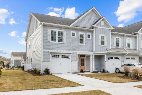 Morehead City House | Southern Glow