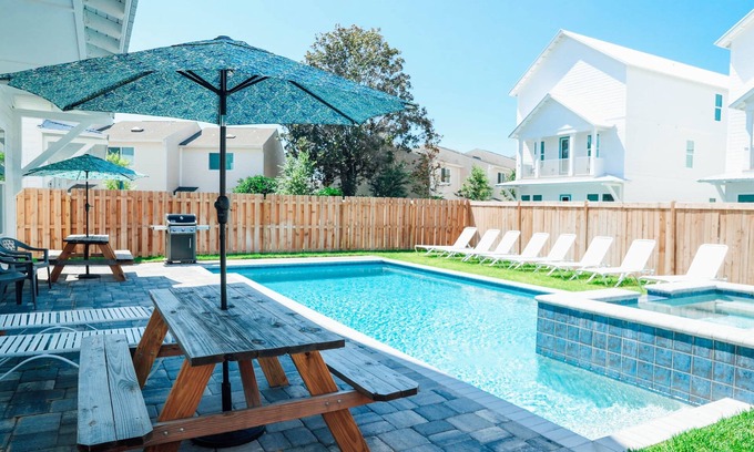 Avalon Beach Estates House | SOUTHERN GRACE - GOLF CART INCLUDED-GAME ROOM- BRAND NEW - PRIVATE POOL & SPA