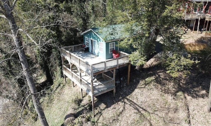 Bat Cave Cabin | Southfork Cottage - Big Mountain and River Views!