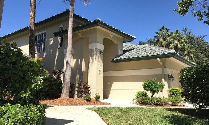 Bonita Springs Condo | Southwest-facing home: sunny, modern, lake-view - Pelican Landing/Palm colony