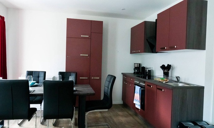 Guentersberge Apartment | Spacious Lakeview Getaway