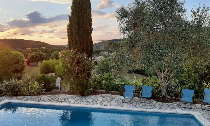 Saint-Andre-de-Roquepertuis House | Spacious, peaceful Roses gîte in the Cèze valley, close to the Ardèche, ideal for families.