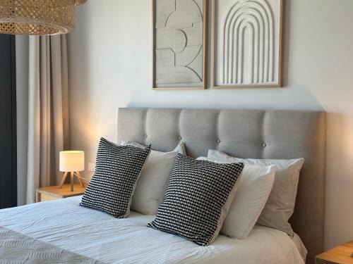 Mijas Apartment | Spa & Golf resort - large terrace - mountain views - indoor pool - king bed - Mijas - Marbella